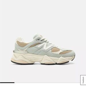 New Balance Kids Sneakers in Pale Green and Beige
